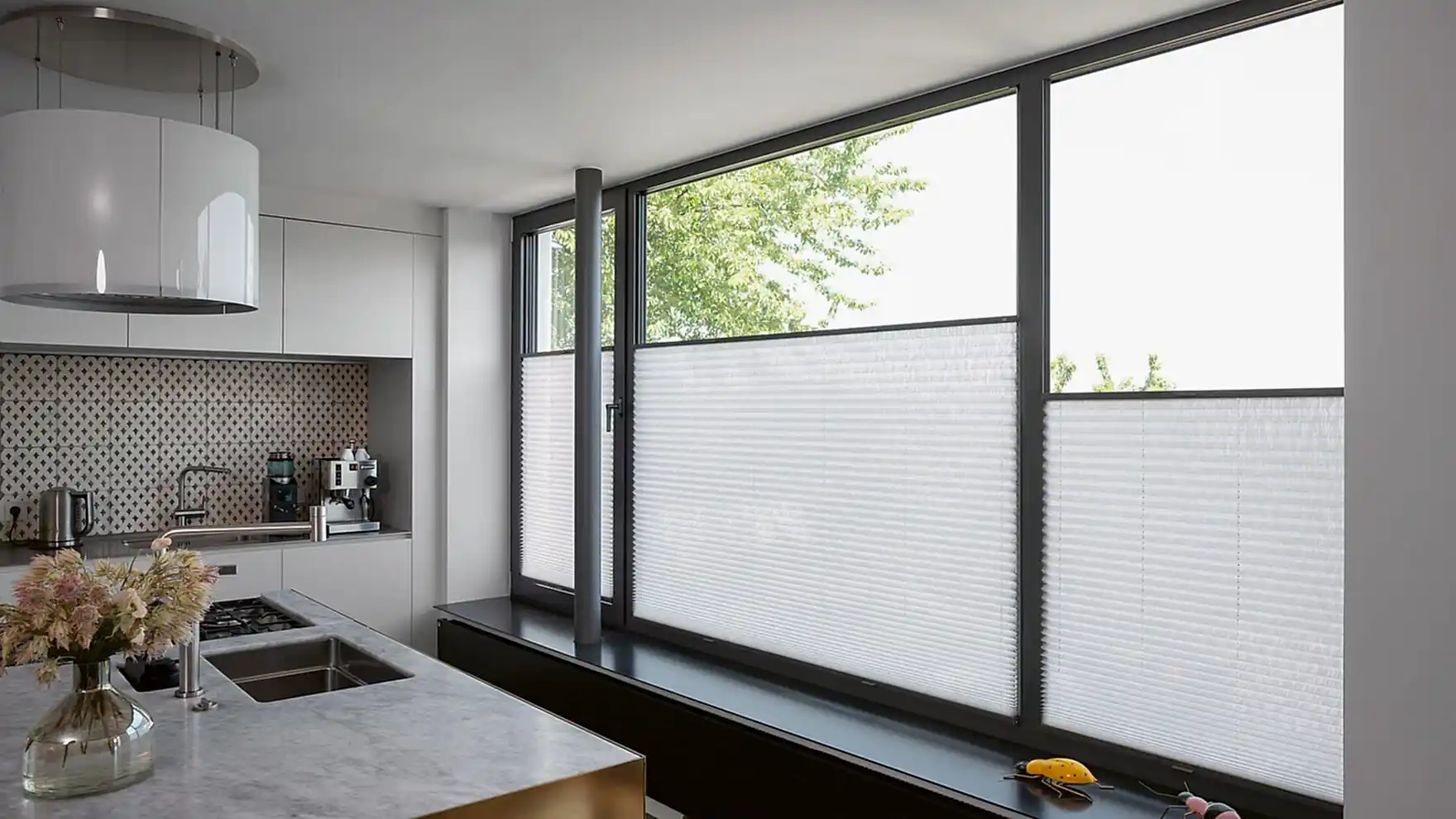 Mutfak Plise Perdeleri – Güneşi Keser, Yağ Tutmaz, Modern Görünüm