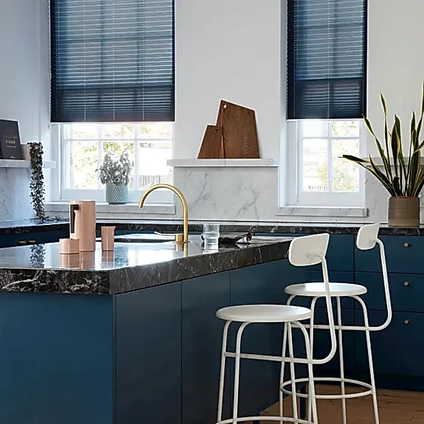 Mutfak Plise Perdeleri – Güneşi Keser, Yağ Tutmaz, Modern Görünüm