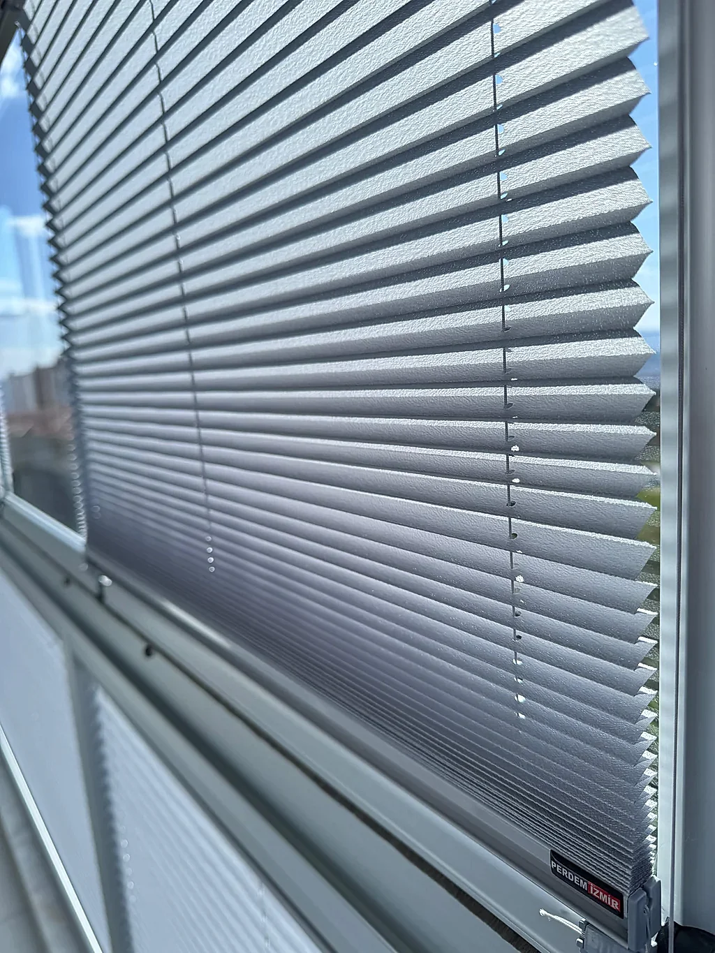 Cam Balkon İçin Güneş Kırıcı Plise Perde