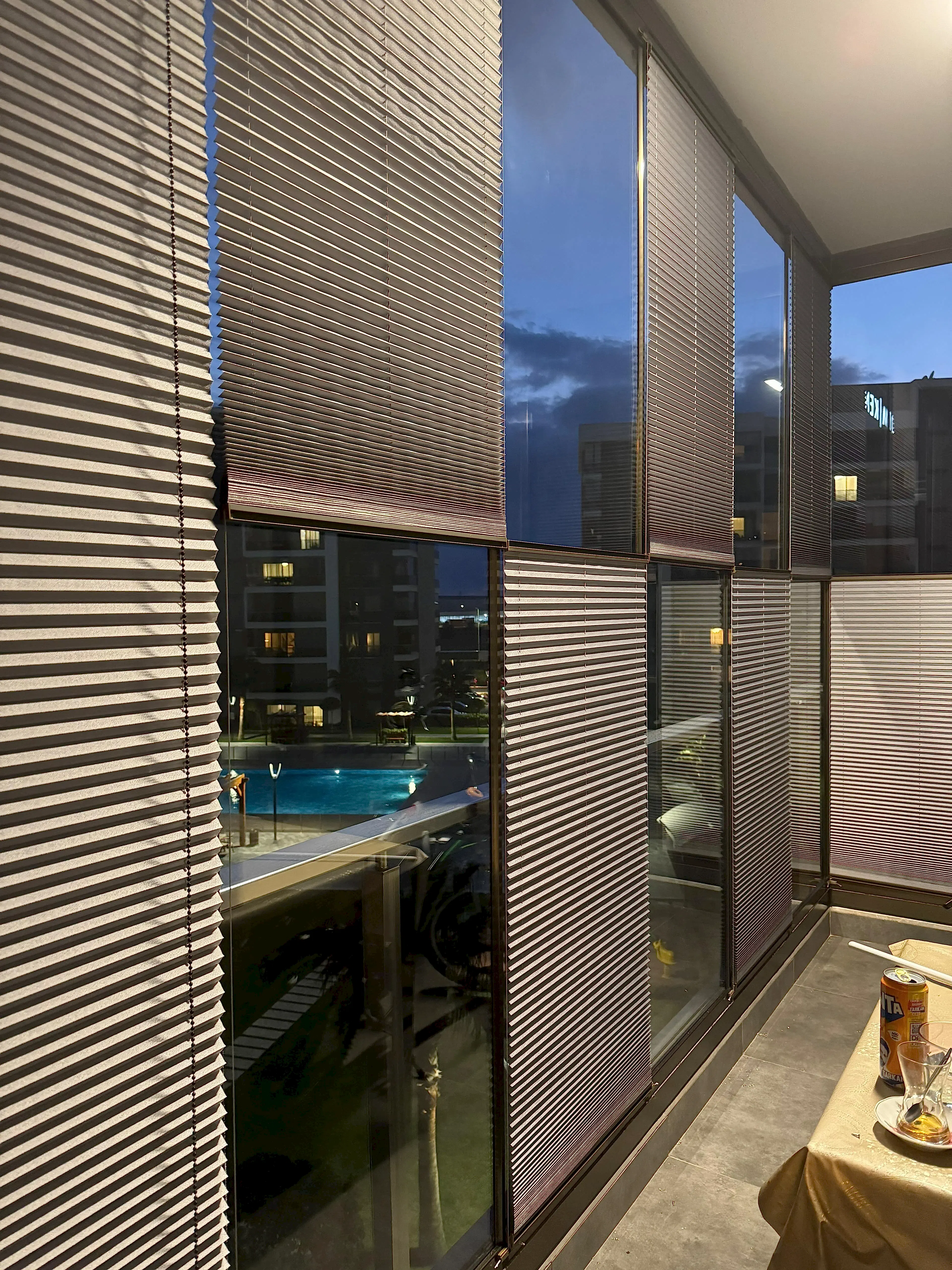 Cam Balkon İçin Güneş Kırıcı Plise Perde