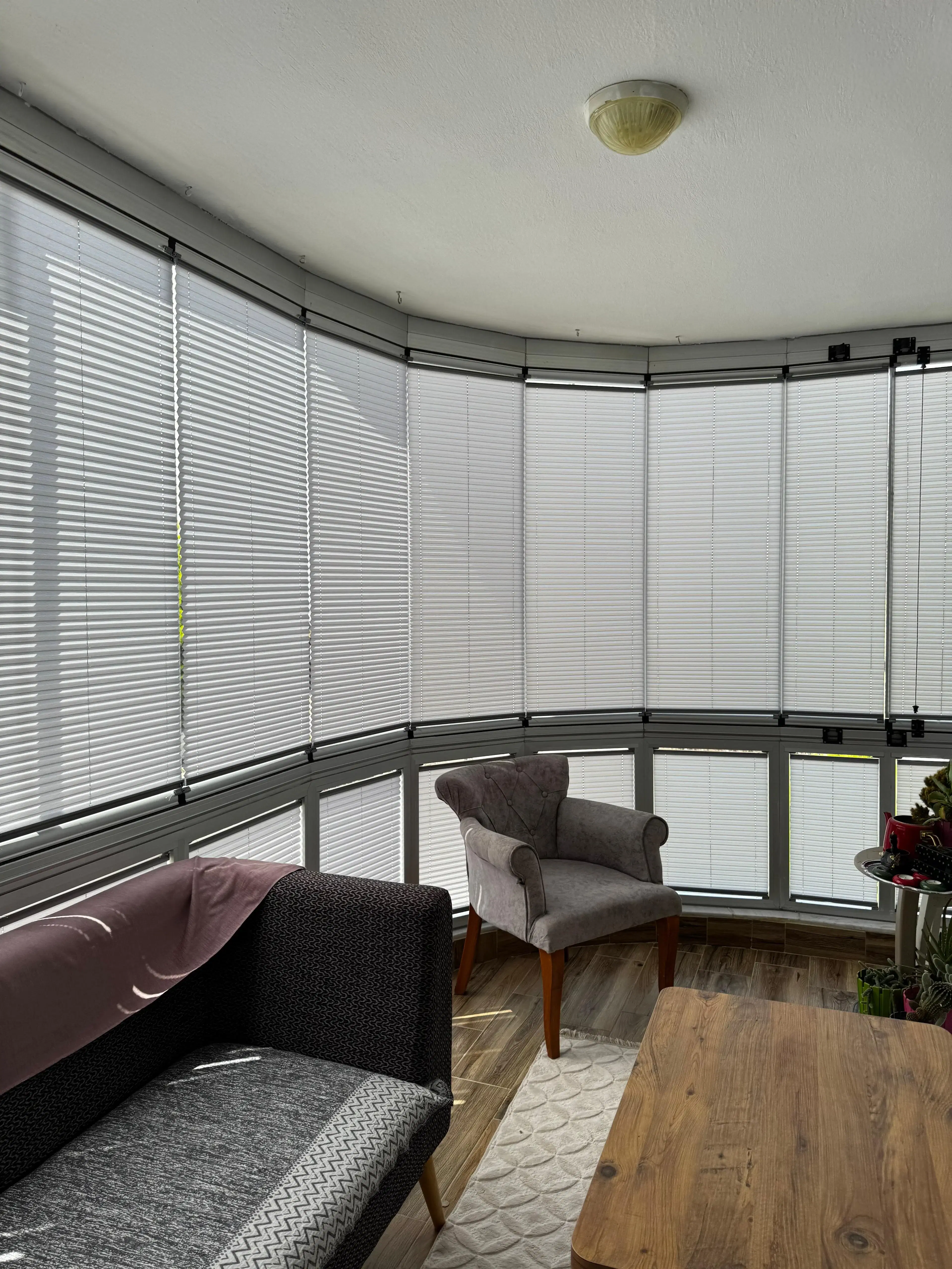 Cam Balkon İçin Güneş Kırıcı Plise Perde