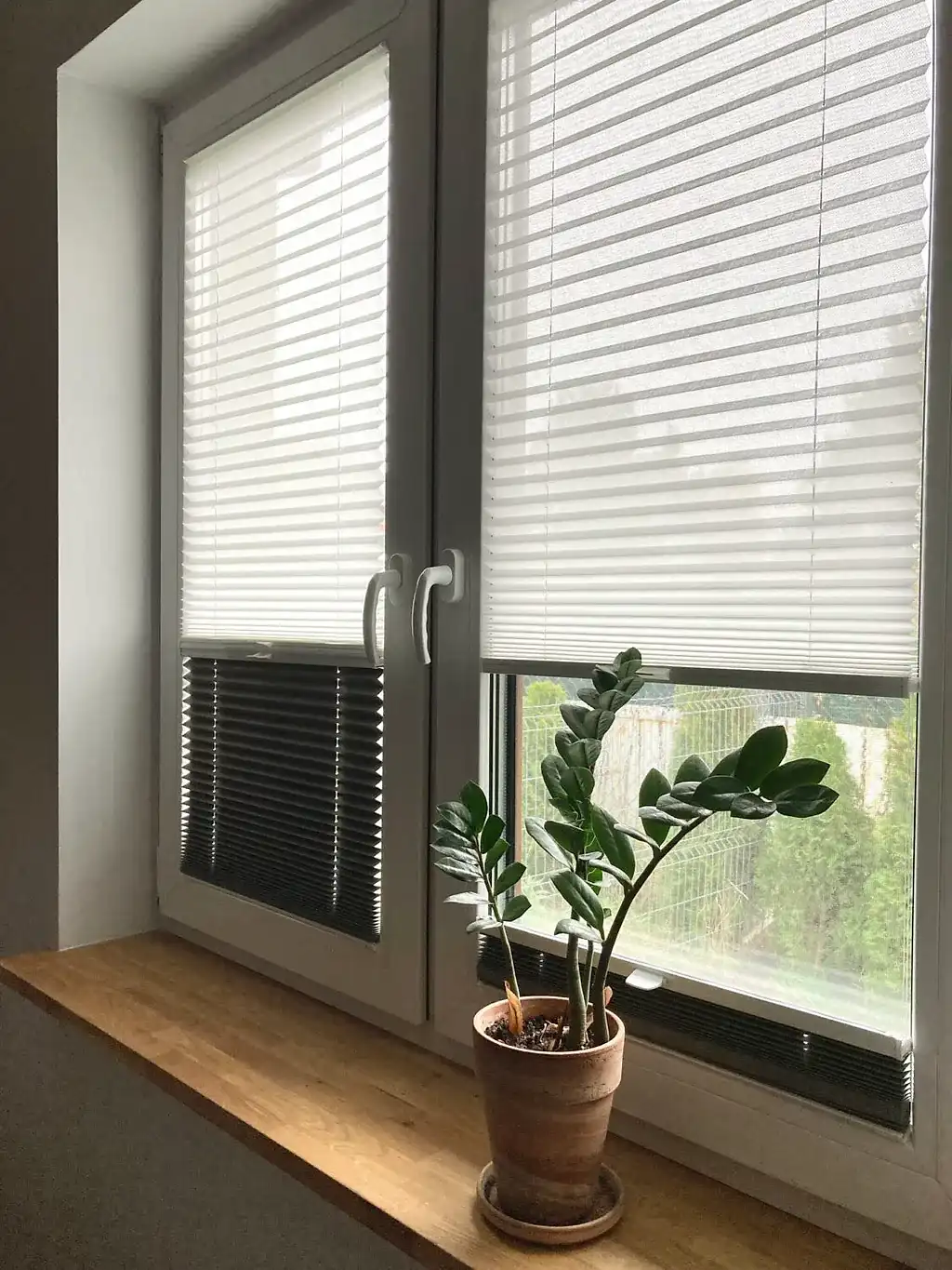 Mutfak Plise Perdeleri – Güneşi Keser, Yağ Tutmaz, Modern Görünüm